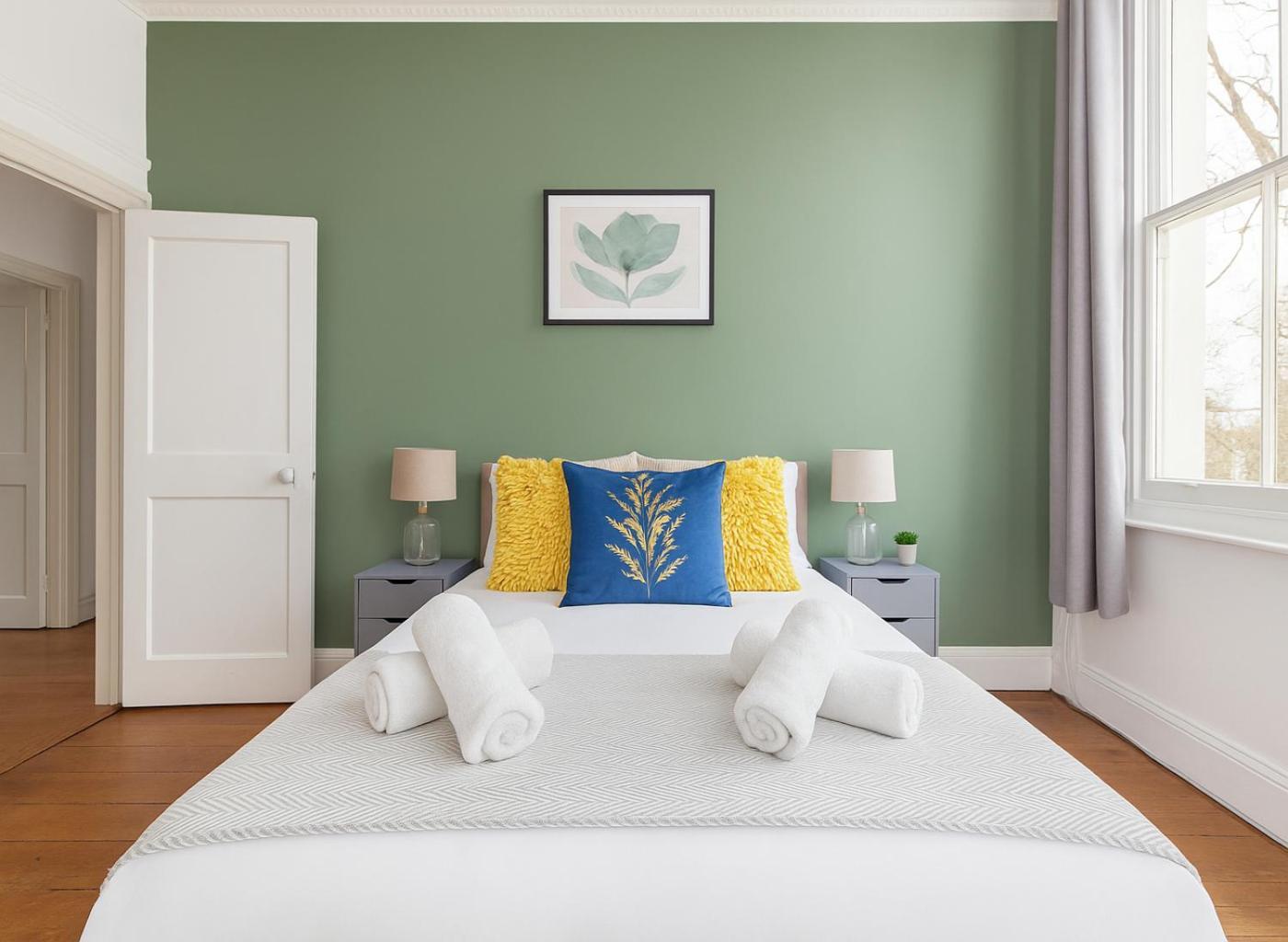 Modern 2 Bed Flat In Primrose Hill *